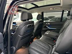 بي ام دبليو X7